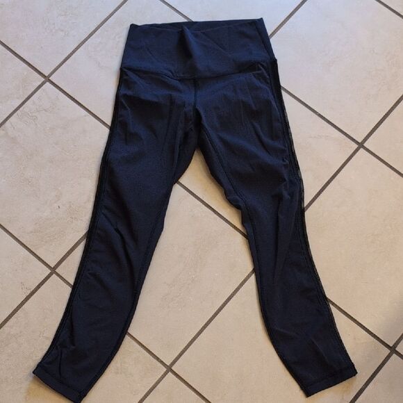 Lululemon High Times Leggings Wing Mesh Side Luxtreme Navy Blue Size 6 - Picture 2 of 12